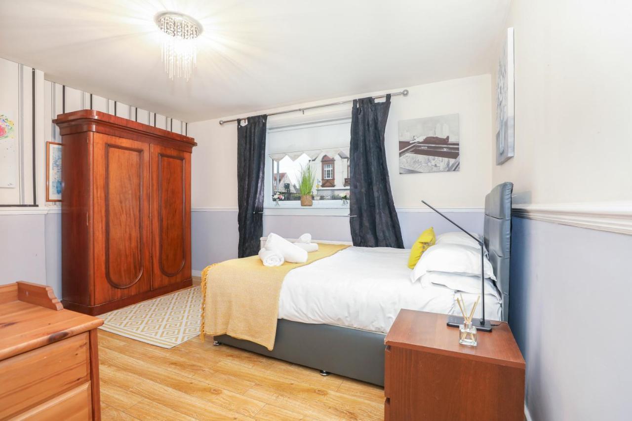 אדינבורו Beautiful 4 Bedroom Cottage - Ideal Location - Free Parking מראה חיצוני תמונה