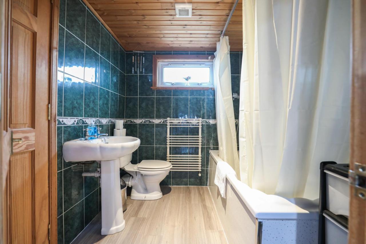 אדינבורו Beautiful 4 Bedroom Cottage - Ideal Location - Free Parking מראה חיצוני תמונה